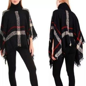 Allie & Rob Plaid poncho in red/black/white NWT